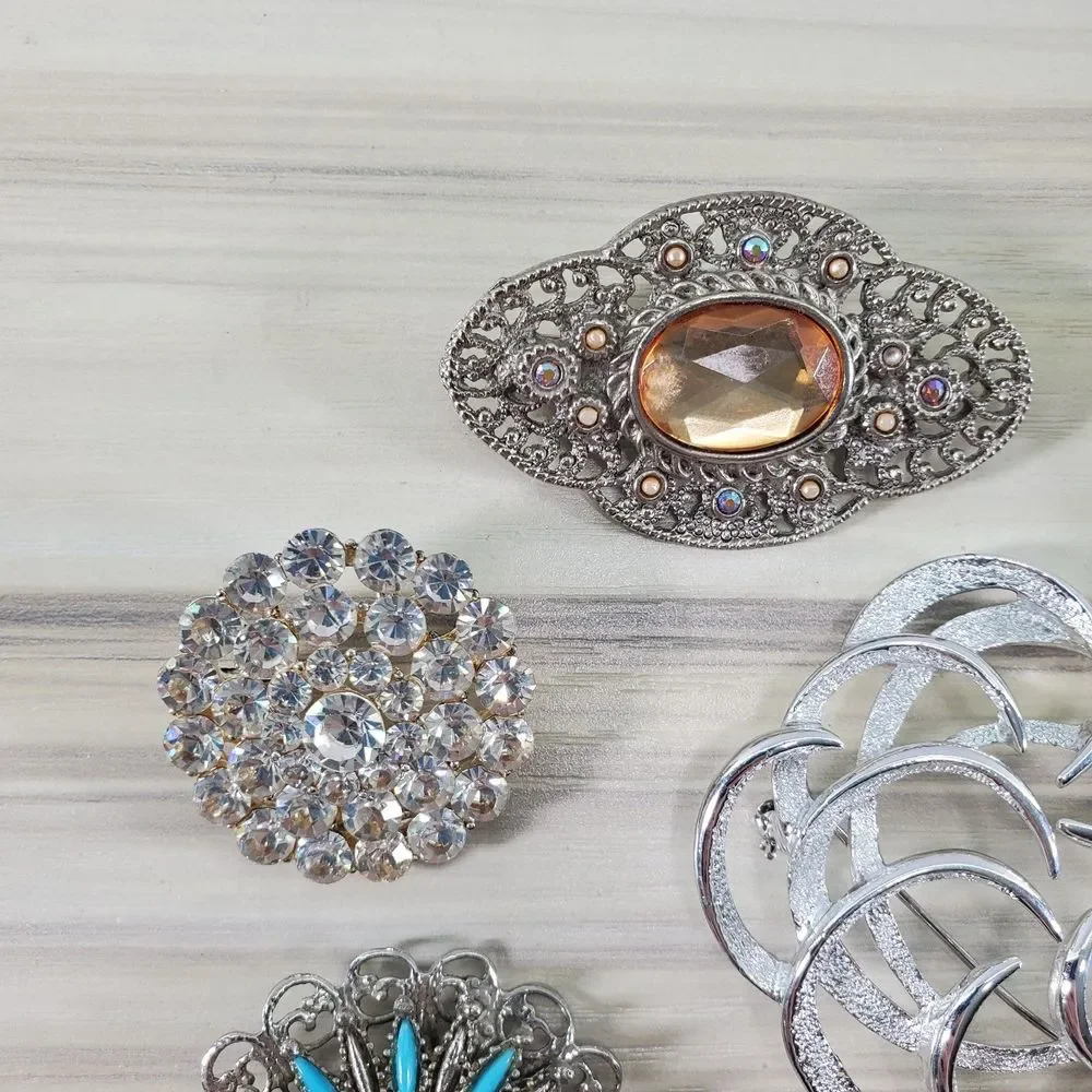 8 Brooch Lot Silver Tone Sarah Coventry Faux Pearl Rhinestone Pins Turquoise